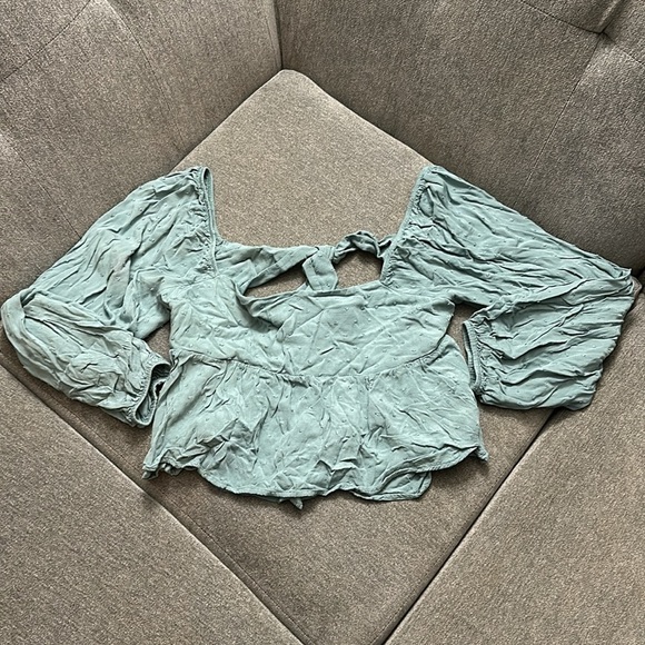 Altar'd State Tops - Altar’d State Size Large Teal Crop with off the shoulder long sleeves/open back
